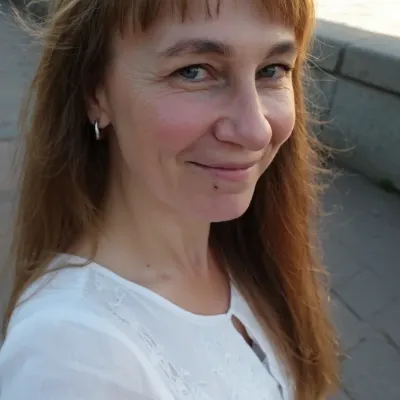 Дина, 42